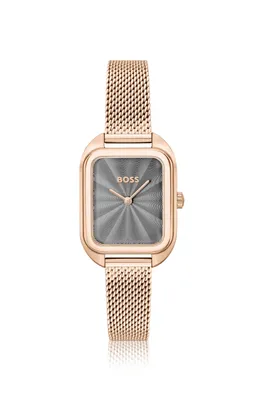 Montre dorée rectangulaire avec bracelet en maille milanaise