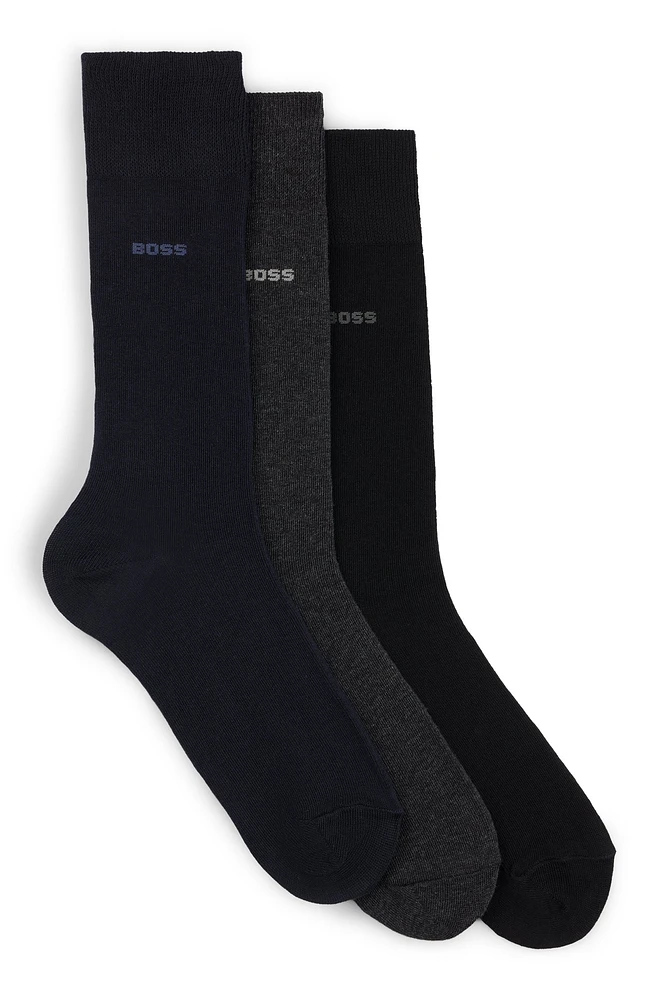 Three-pack of regular-length socks in stretch fabric