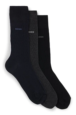 Three-pack of regular-length socks in stretch fabric