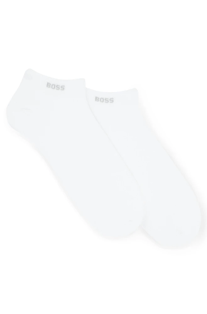 Two-pack of ankle-length socks in stretch fabric