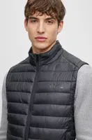 Packable gilet with tonal logo