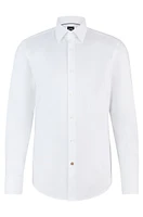 Camisa slim fit de popelín algodón planchado fácil