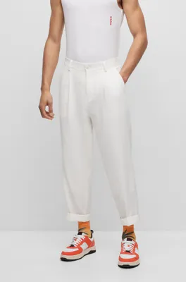 Slim-fit trousers seersucker fabric