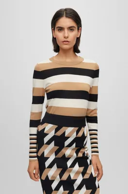 Wool sweater with horizontal stripes and crew neck