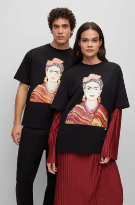 Relaxed-fit cotton T-shirt with Frida Kahlo graphic