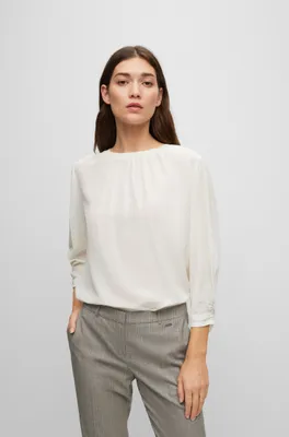 Regular-fit collarless blouse washed silk