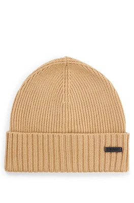 Ribbed beanie hat in virgin wool