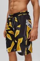 Quick-drying swim shorts seasonal-print recycled fabric