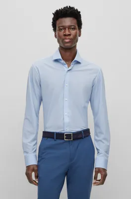 Regular-fit shirt structured performance-stretch fabric