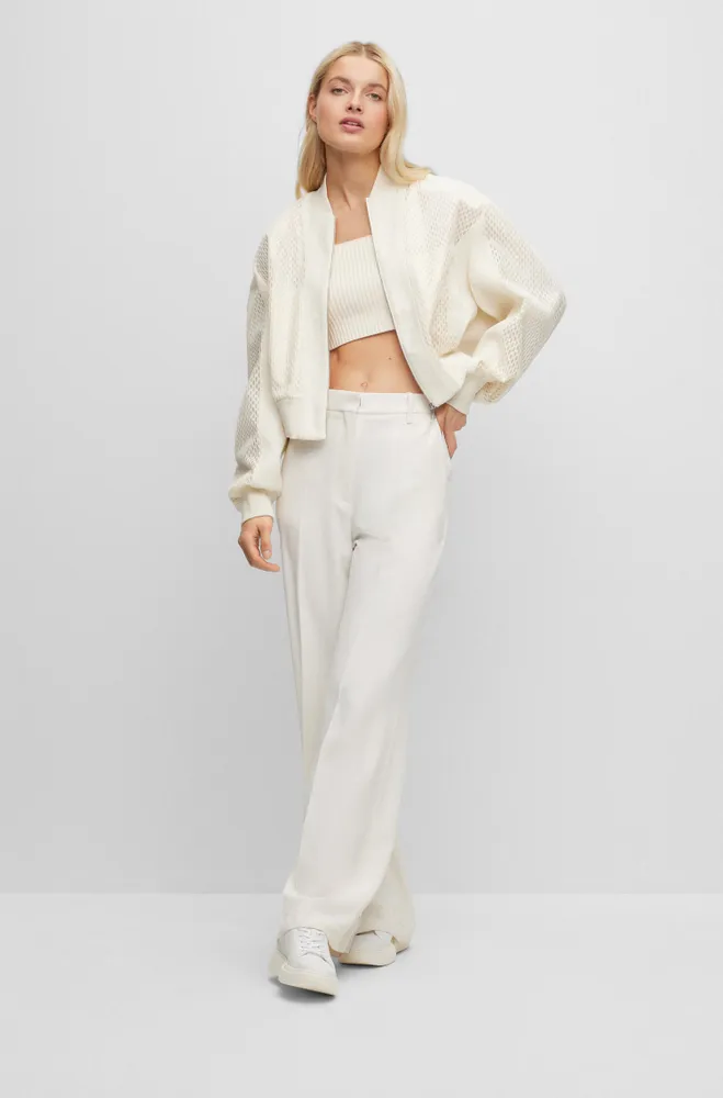 Relaxed-fit jacket with color-blocking