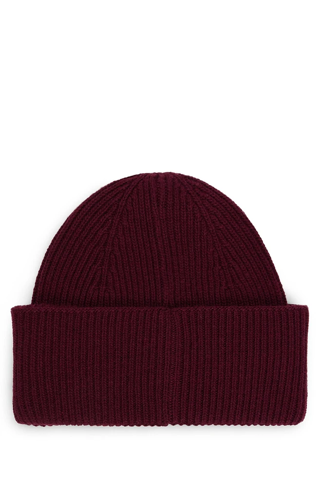 Ribbed beanie hat with signature-stripe trim