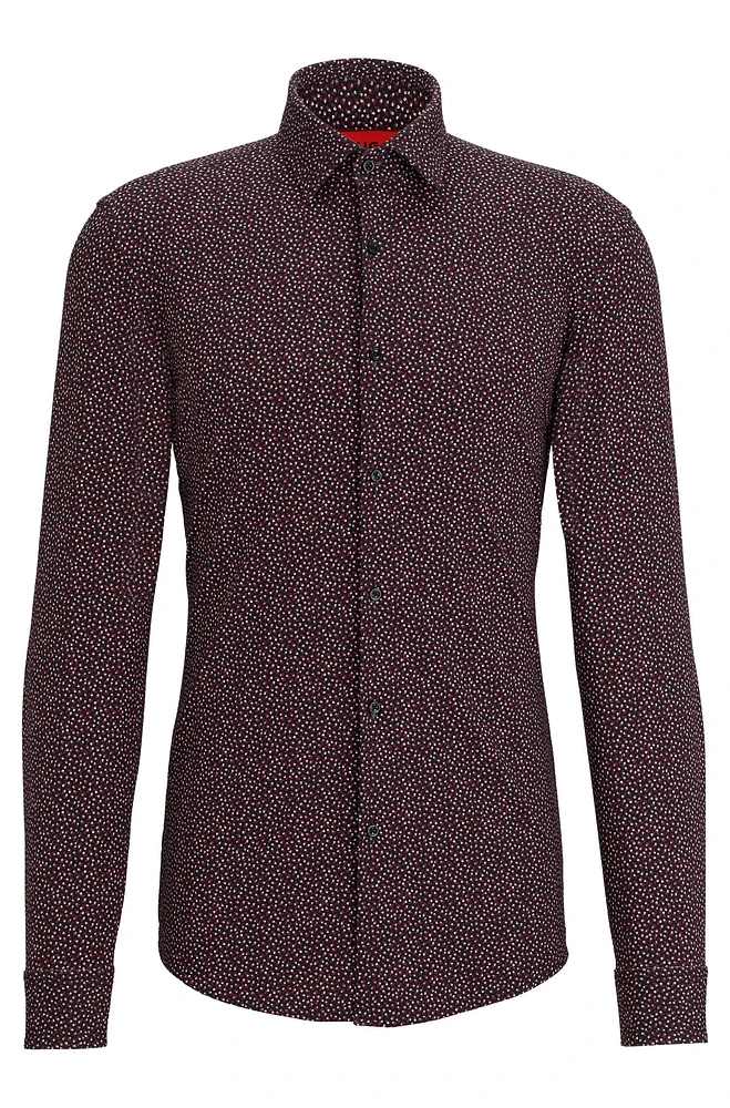 Camisa slim fit en lona elástica técnica estampada