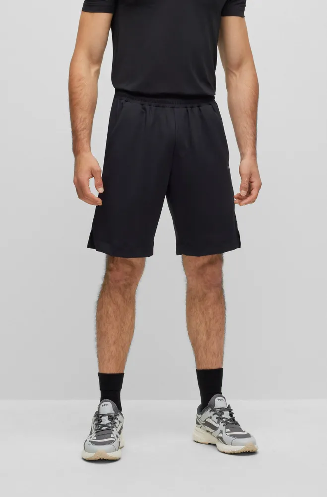 Regular-fit shorts with rear zip pocket