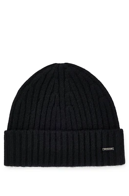 Ribbed beanie hat in cashmere