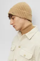 Gorro de punto de canalé en cashmere