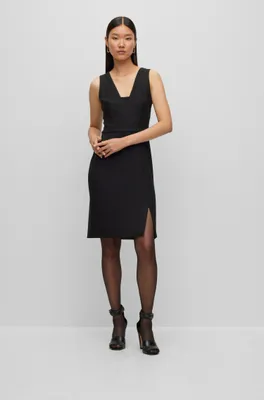 Slim-fit dress with front slit