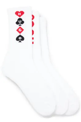 Three-pack of short-length socks with ribbed structure