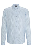 Regular-fit shirt patterned and structured material