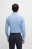 Regular-fit shirt structured performance-stretch material