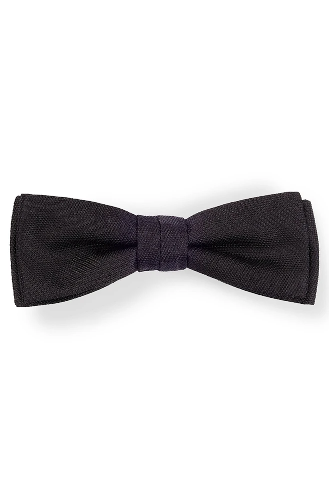 Italian-made bow tie in silk jacquard