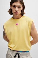 Camiseta sin mangas en punto de algodón con etiqueta logo
