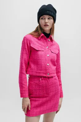 Relaxed-fit jacket bouclé fabric with polished trims