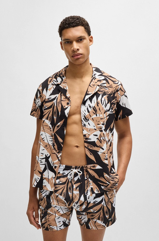 Regular-fit shirt with seasonal print