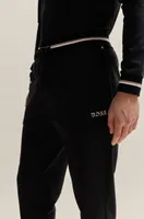 Pantalones de chándal en felpa rizo algodón con logo colores la marca