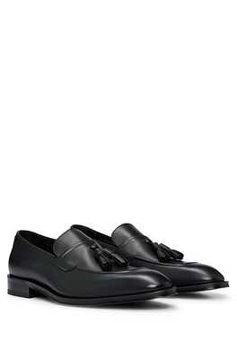 Leather loafers with tassel trim