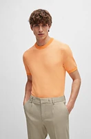 Short-sleeved sweater with micro structure