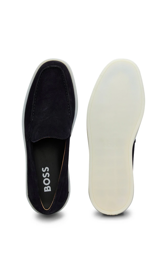 Mocasines slip-on de ante con logo grabado