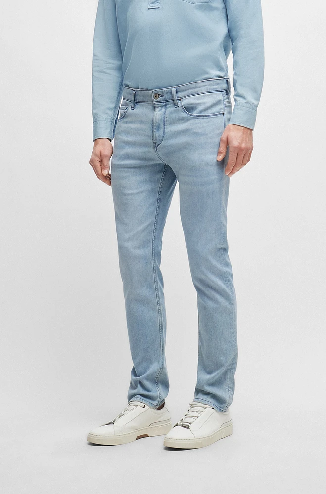 Vaqueros slim fit en denim italiano azul