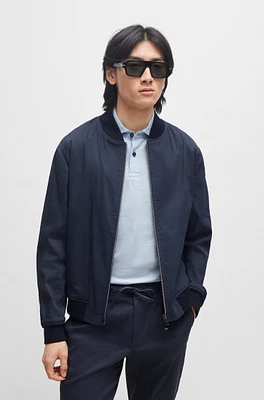Slim-fit jacket a linen blend