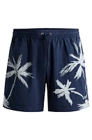 Quick-dry swim shorts with seasonal pattern