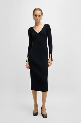 Long-sleeved V-neck dress with ribbed knit