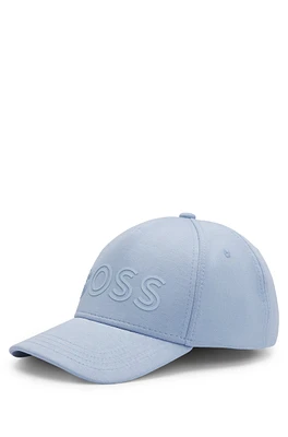 Cap with logo detail and adjustable strap