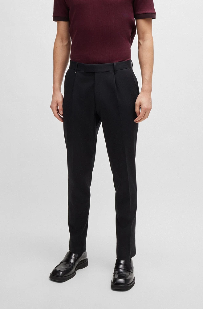 Relaxed-fit trousers stretch fabric with pleat front