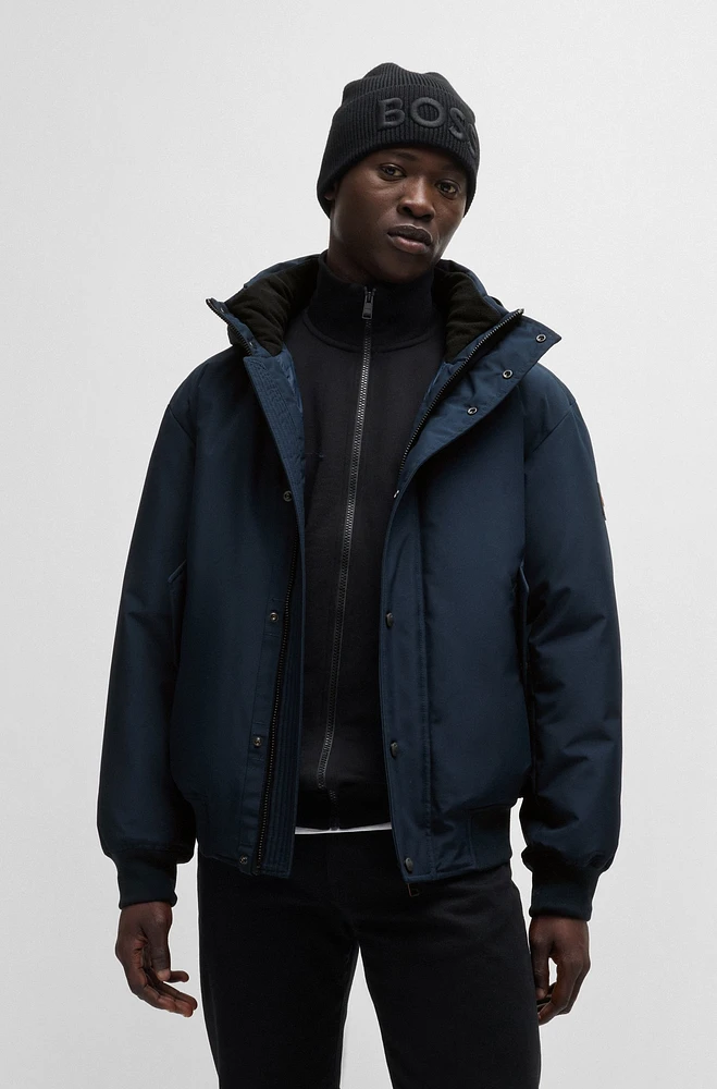 Water-repellent parka jacket with polar-fleece collar lining