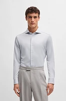 Slim-fit shirt with spread collar