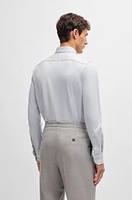 Slim-fit shirt with spread collar