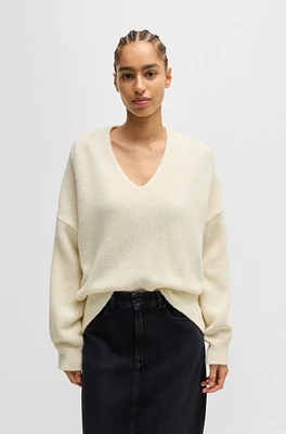 Relaxed-fit sweater with V neckline