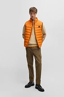 Packable slim-fit gilet water-repellent fabric