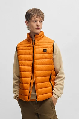 Packable slim-fit gilet water-repellent fabric