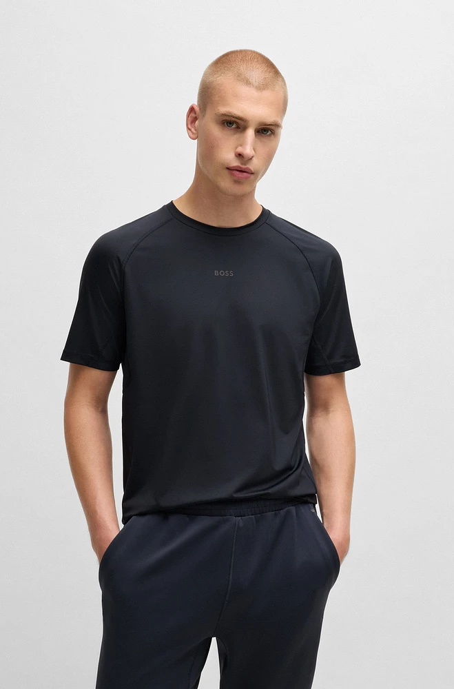 Active slim-fit T-shirt with decorative reflective details