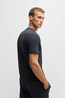 Active slim-fit T-shirt with moisture management