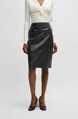 Pencil skirt lustrous leather