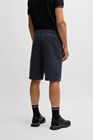 Relaxed-fit shorts with hexagonal quilting