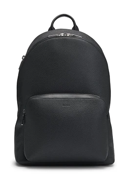 Backpack in grained Italian leather with two-way zip