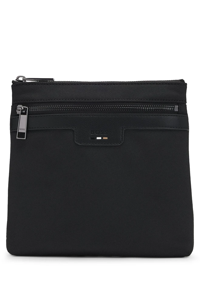 Structured envelope bag with signature trims