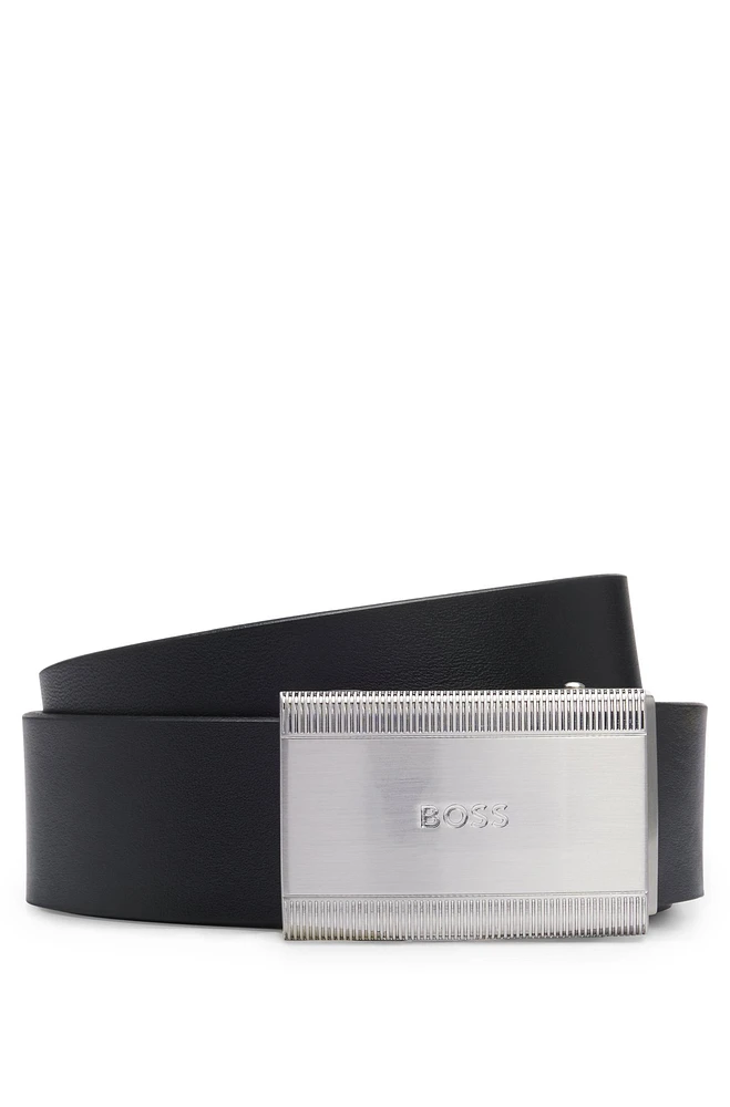 Fine-grain leather belt with branded plaque buckle